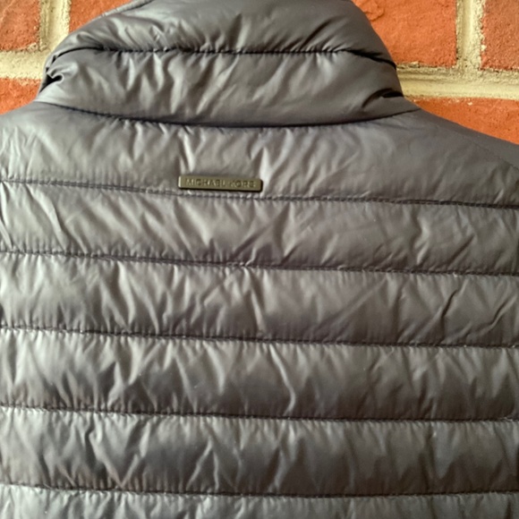 MICHAEL KORS ZIP DOWN REVERSIBLE PUFFER NAVY GREY JACKET SIZE L - Picture 6 of 13